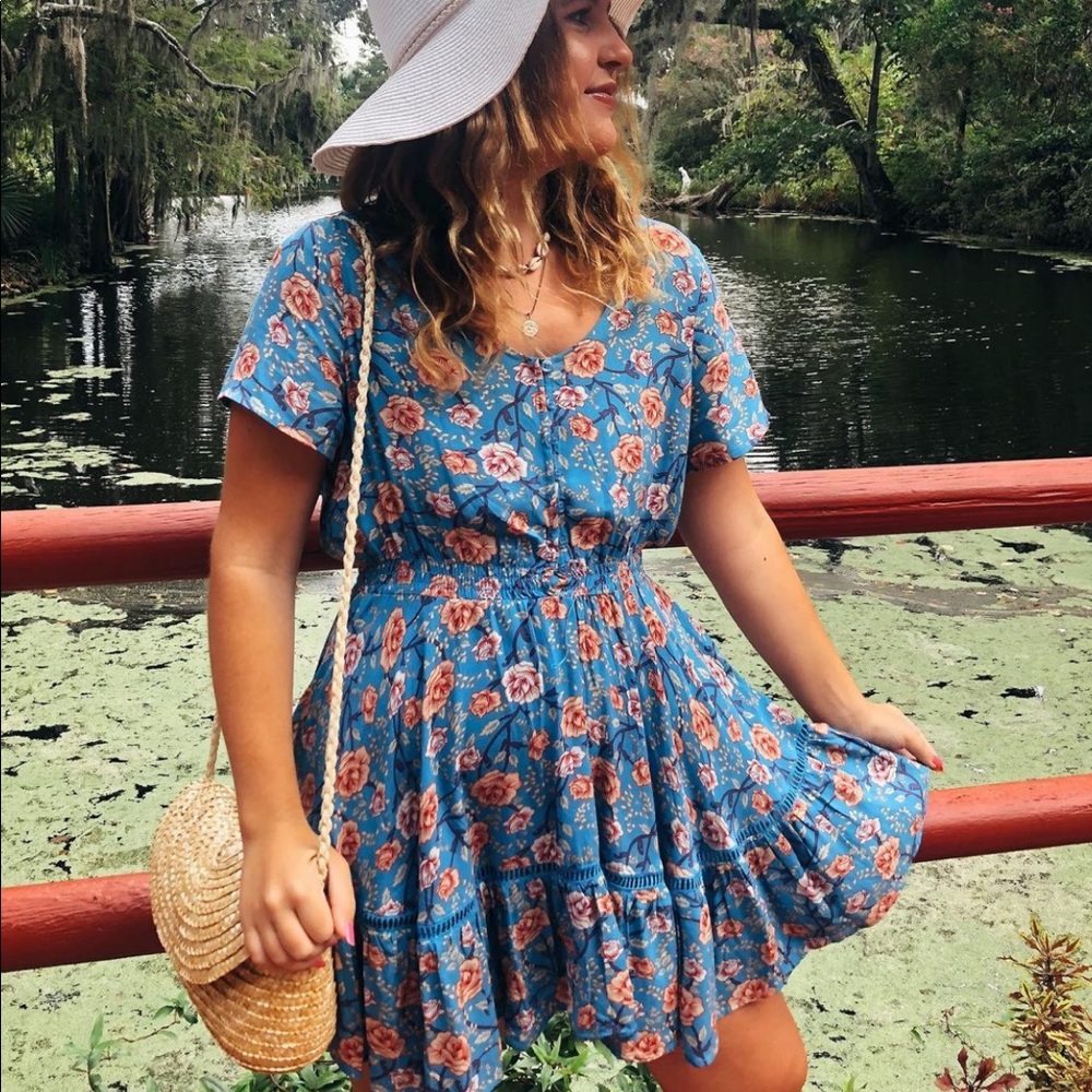 Blue floral sundress size M